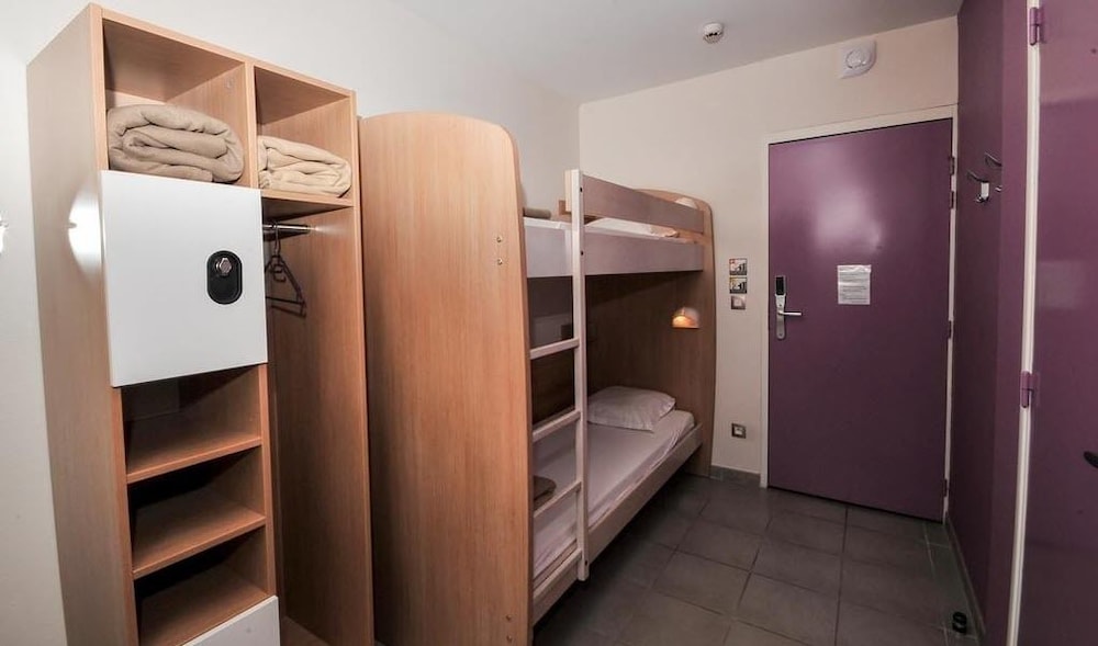 Double Room (2 Adults) photo 3