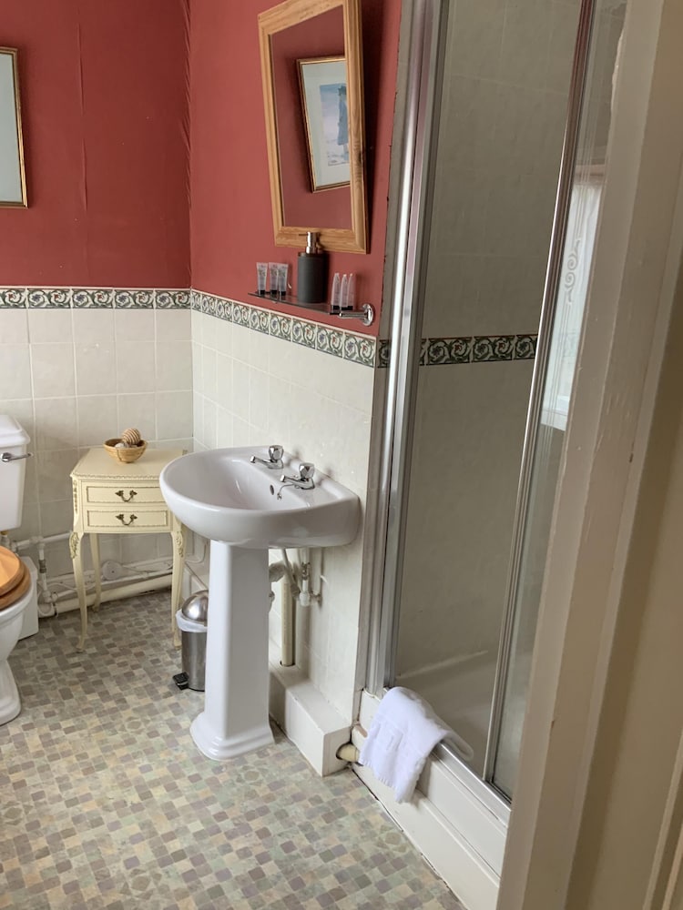 Standard Triple Room, Ensuite (Room 1) - Photo 1