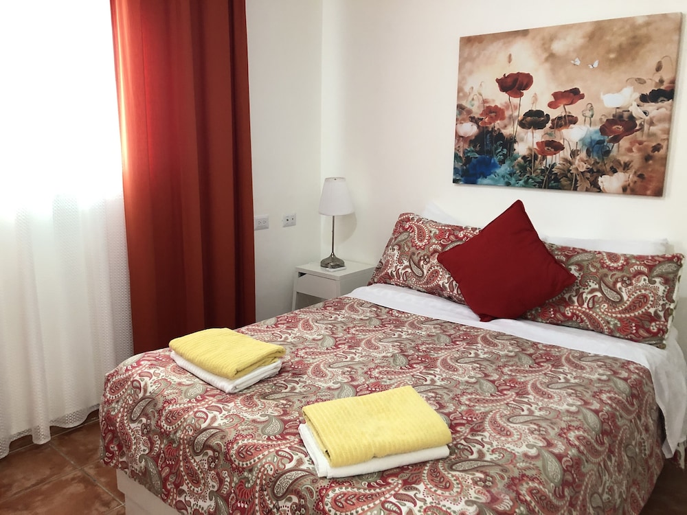 Executive Apartment, 2 Bedrooms, Garden View, Garden Area