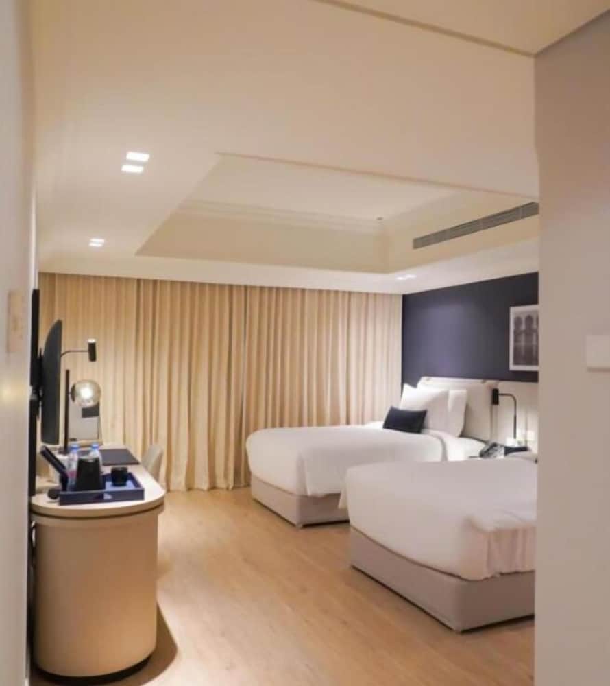 Premium Studio - Twin Beds photo 2