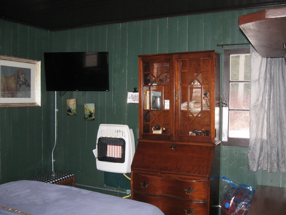 Cabin #5 The Ellie Mae photo 1