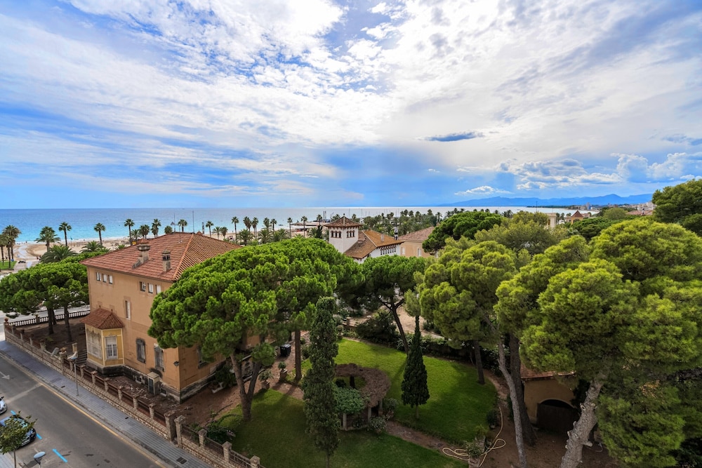 Premium Suite Mediterranea with Terrace, Partial Sea View (Spa Access) - Photo 6