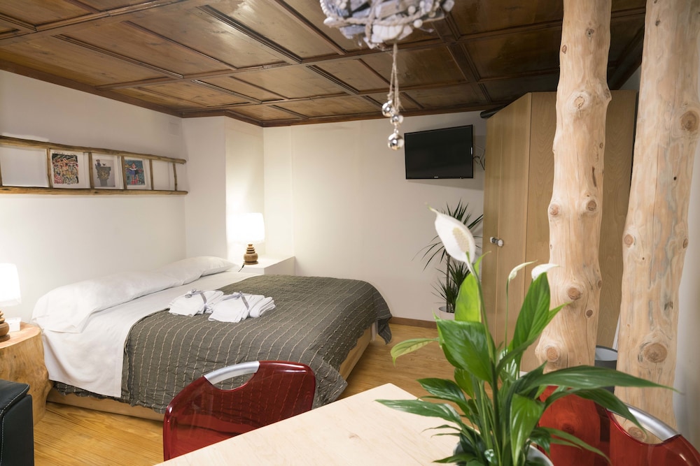Suite, 2 Bedrooms