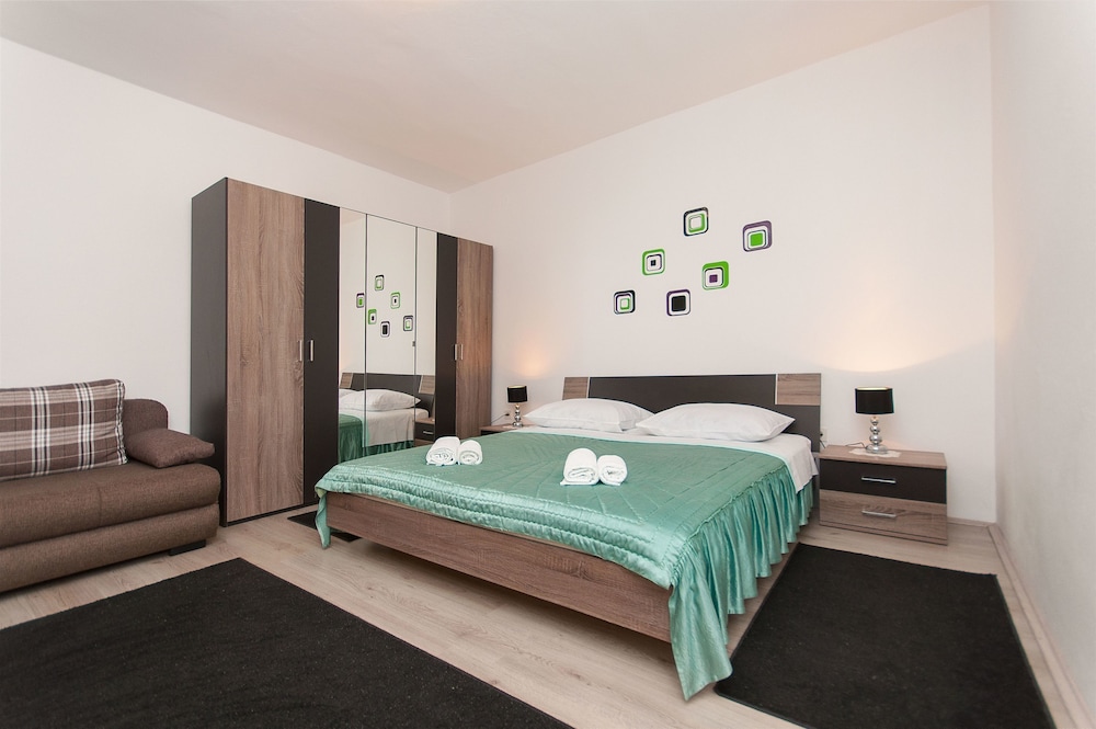 Apartment (A1)
