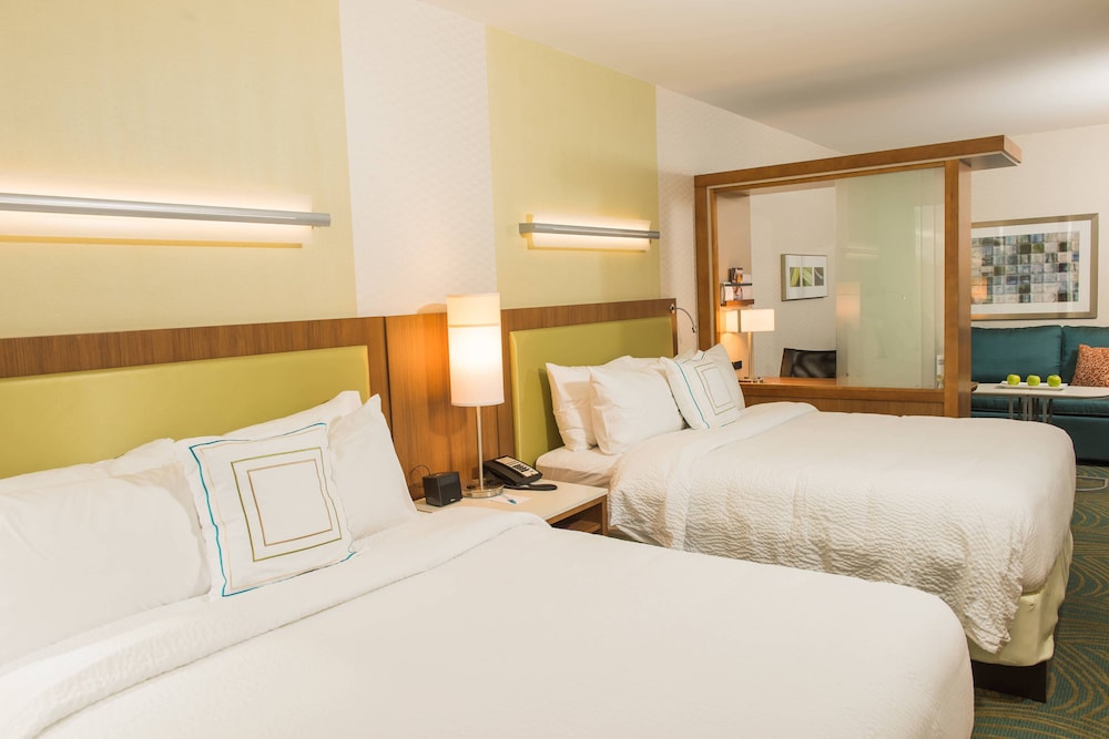Suite, Multiple Beds photo 1