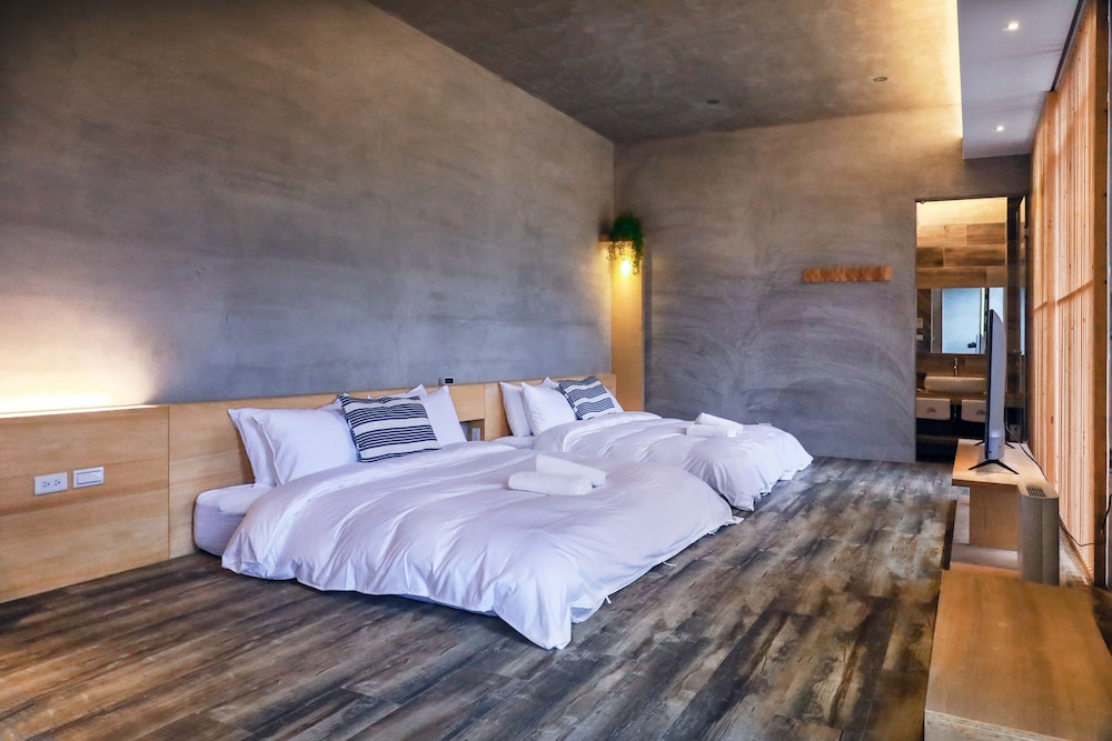 Deluxe Quadruple Room (Ihiasan) photo 2