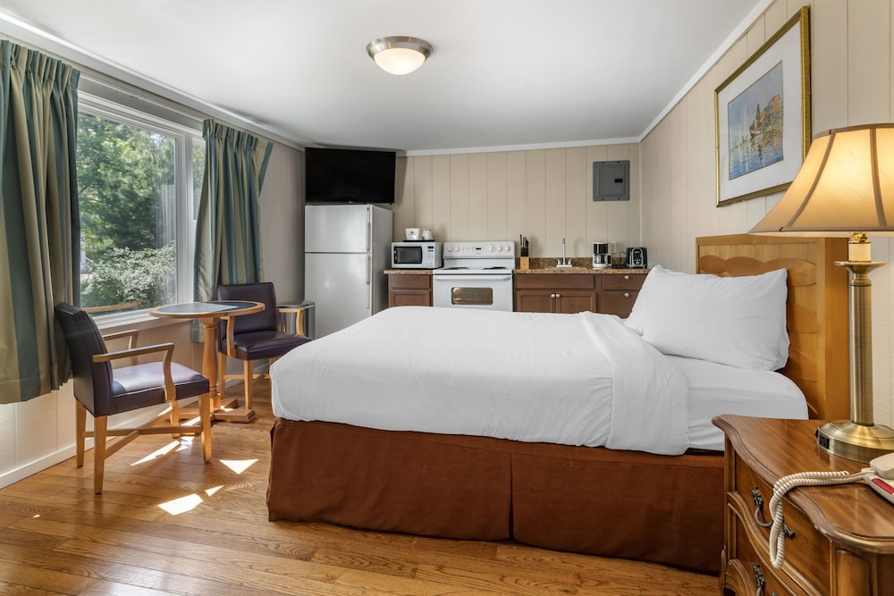 Cottage, 1 Queen Bed (Studio) photo 2