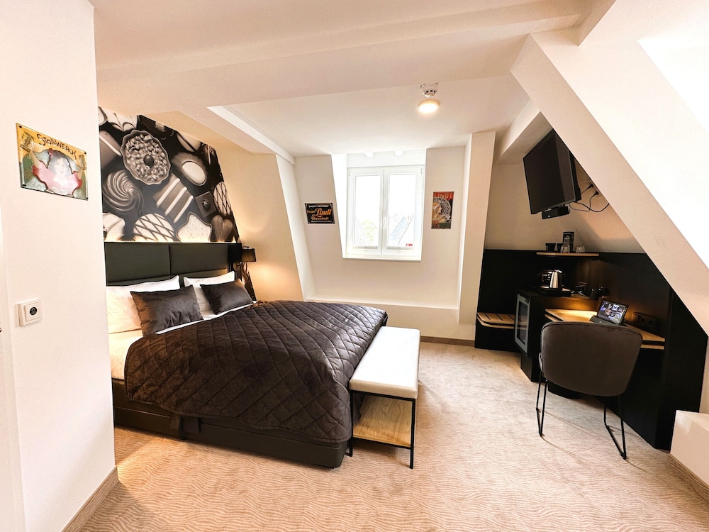 Signature Double Room photo 1