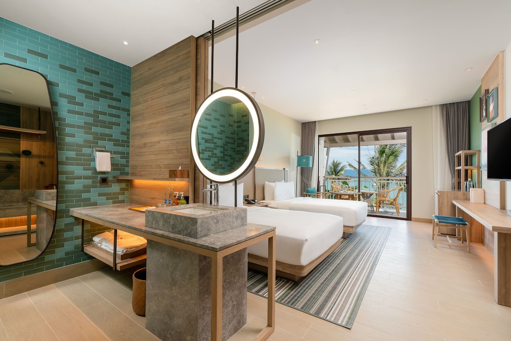 Standard Room, 2 Double Beds, Balcony, Ocean View