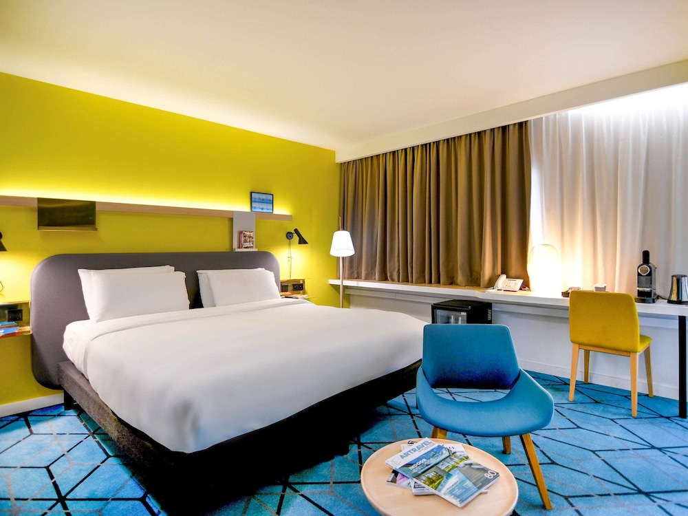 Superior Room, 1 King Bed (Canal Saint Félix) photo 1
