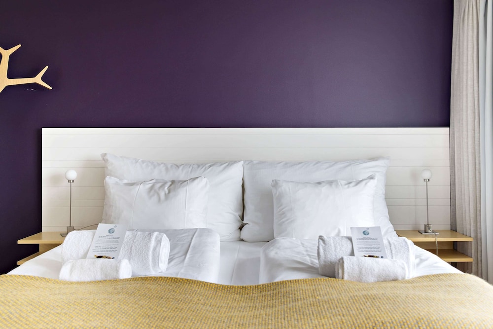 Junior Suite, 1 King Bed, Non Smoking - Photo 6
