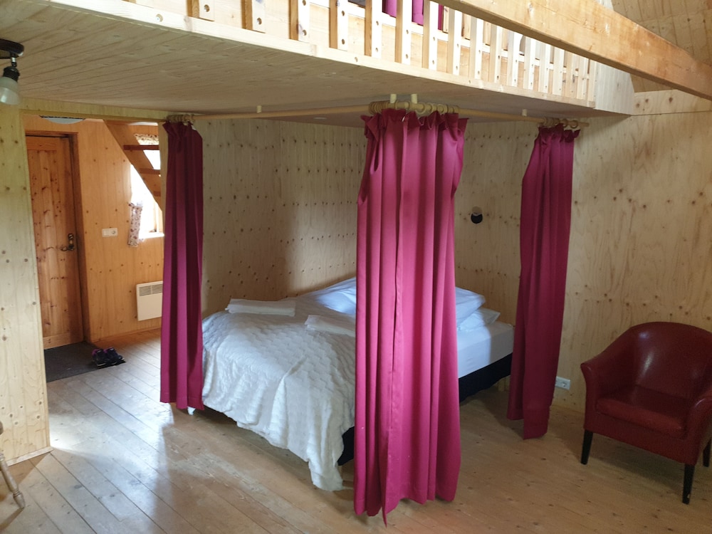 Family Cabin, Non Smoking, Valley View