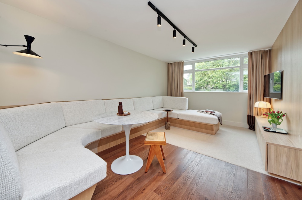 Apartment (1 Bedroom)