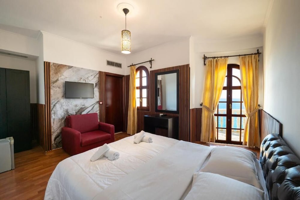 Classic Double Room, Sea View photo 2