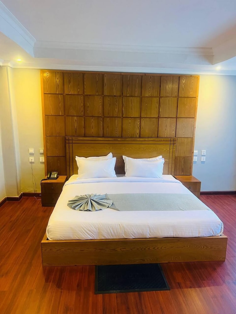 Deluxe Room, City View photo 2