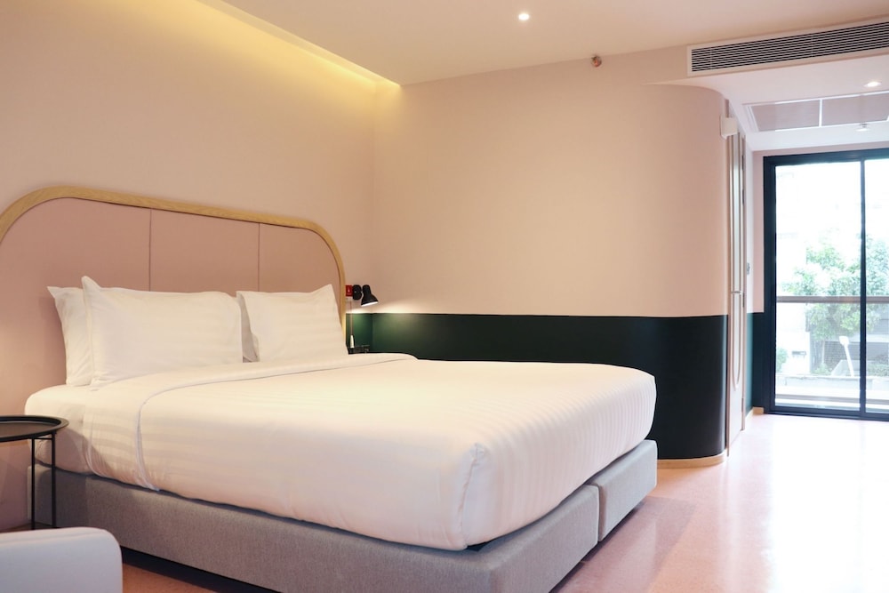Deluxe Room with Shower photo 2