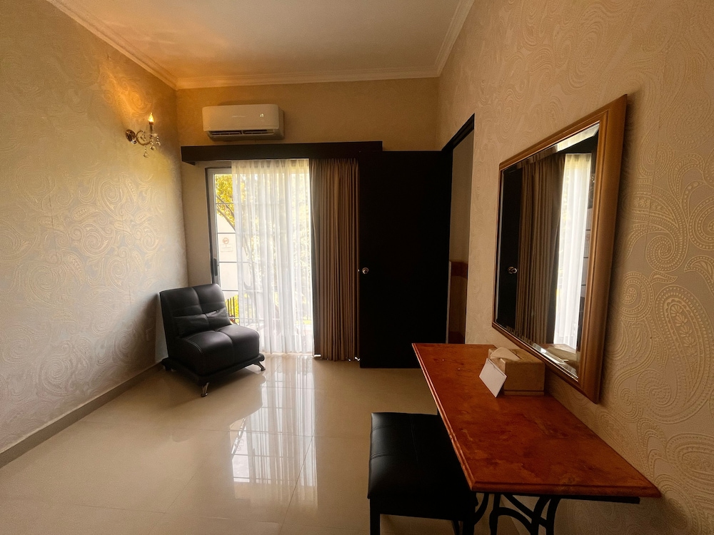Standard Room photo 3