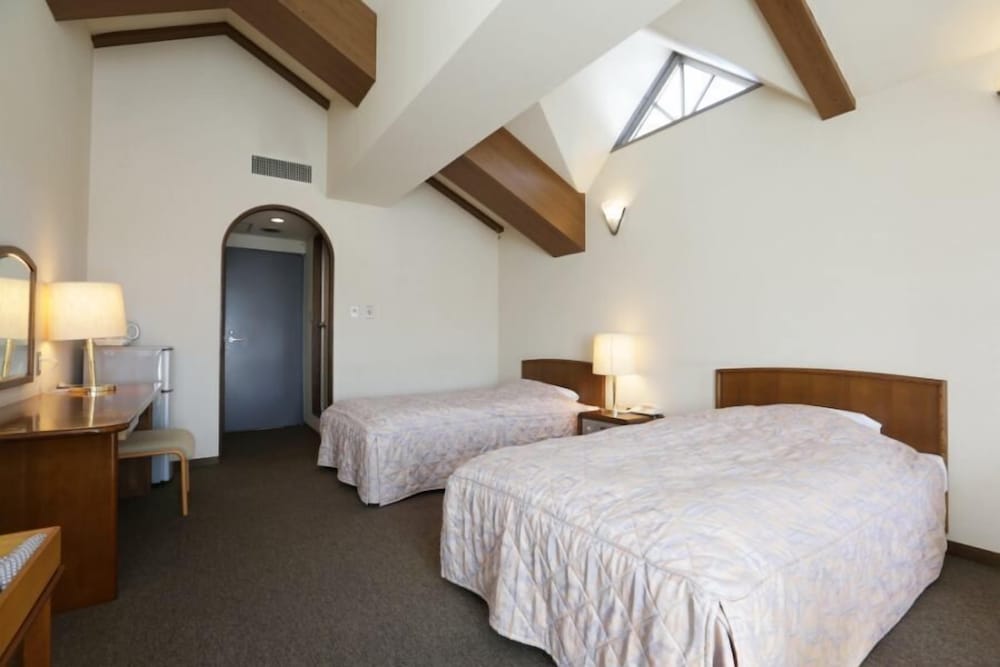 Twin Room - Photo 5