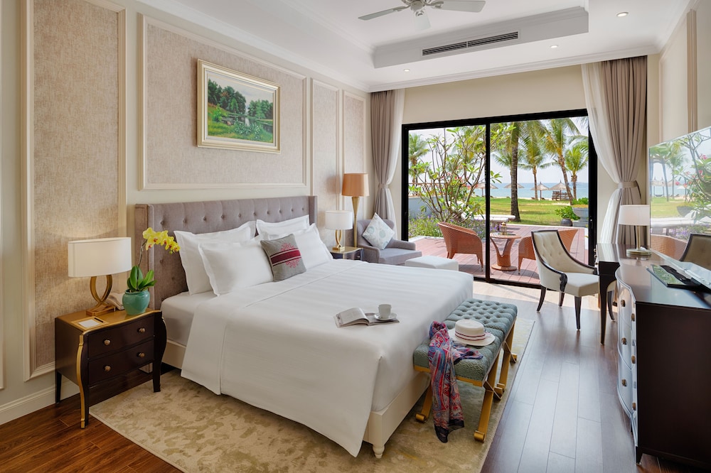 Ocean Haven Villa 3-Bedroom - VinWonders and Safari Access - Photo 1