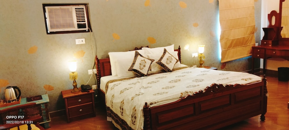 Super Deluxe Room - Photo 12