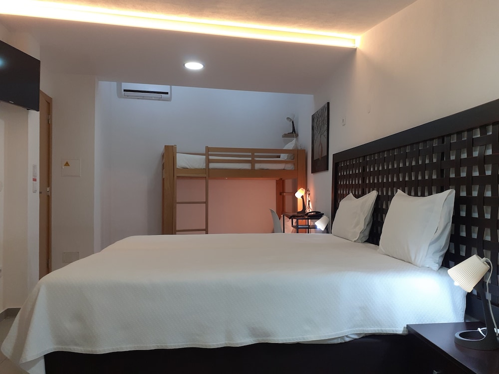 Family Triple Room photo 2