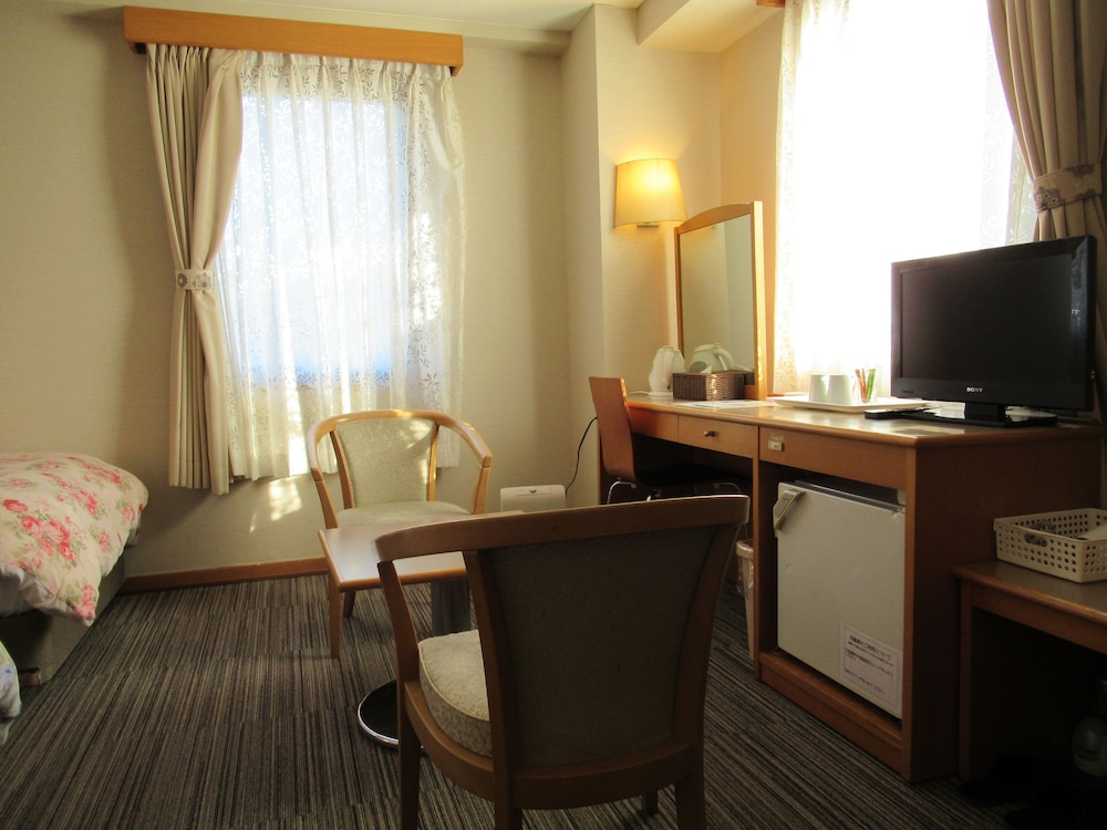 Twin Room, Smoking photo 2
