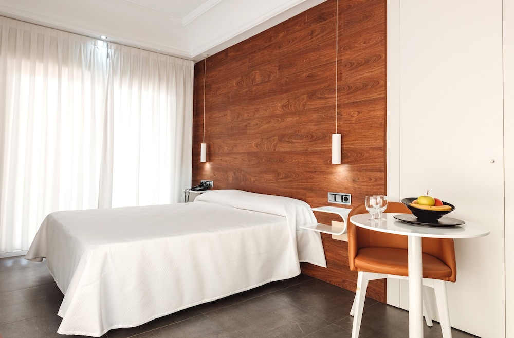 Habitación Estándar, 1 Cama Queen, Terraza, Vista a la Ciudad