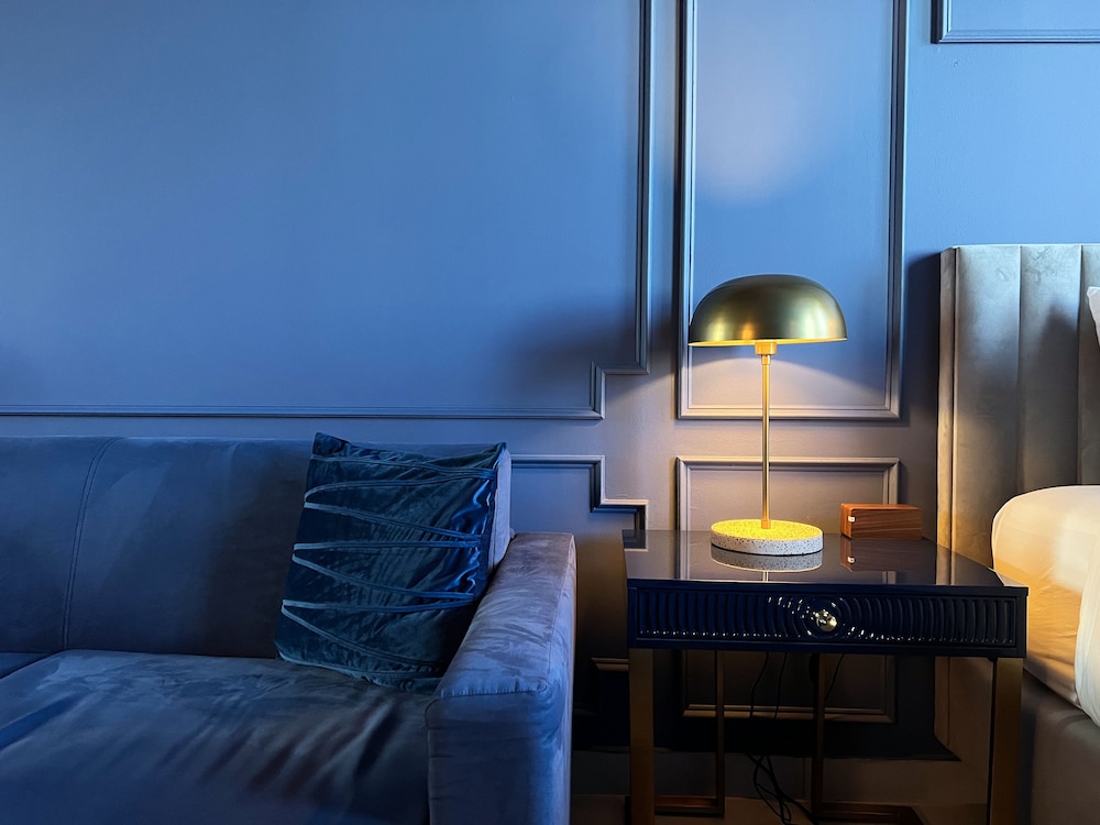 Premium Room, 1 Queen Bed with Sofa bed