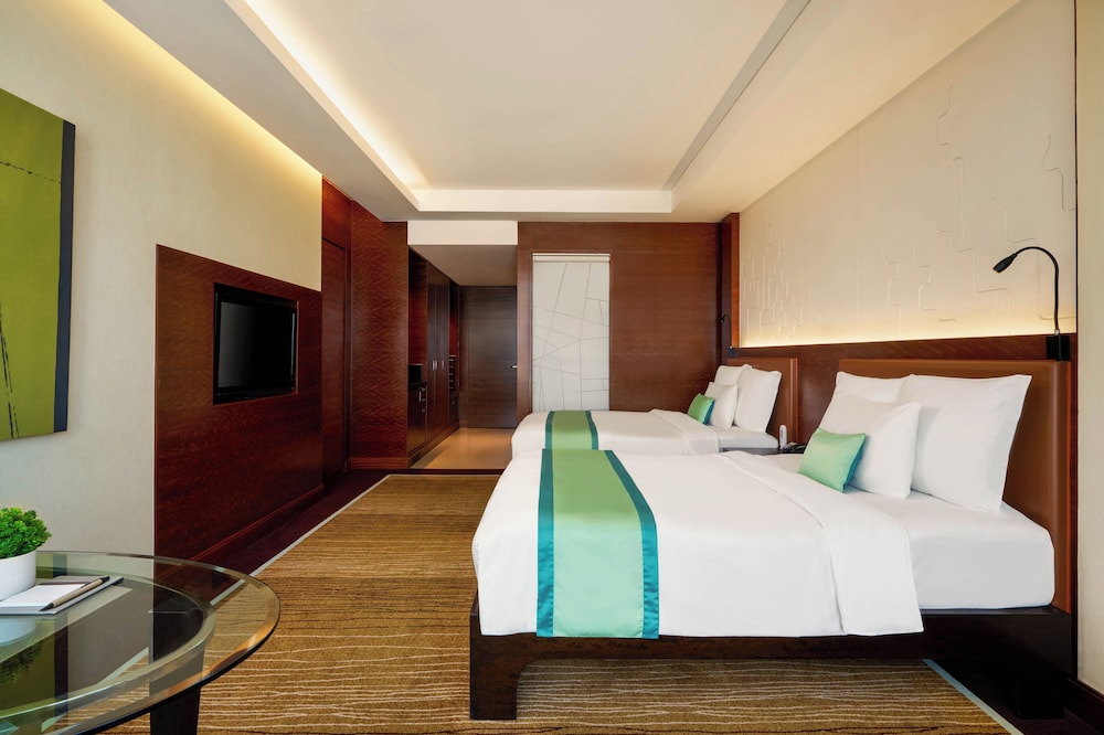 Deluxe Room, Business Lounge Access (Single Room) thumbnail 5