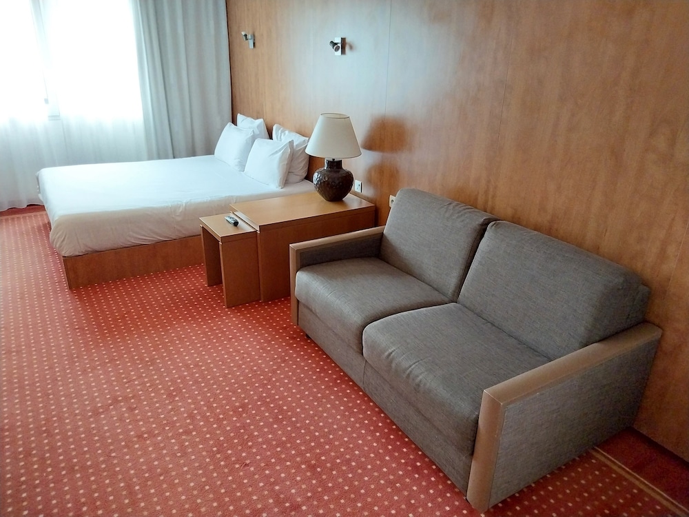 Family Suite - Photo 4