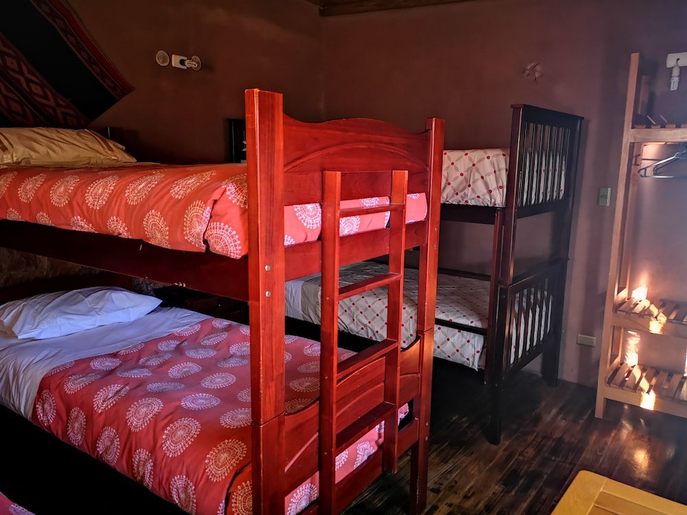 Standard Quadruple Room, Multiple Beds, Non Smoking photo 3