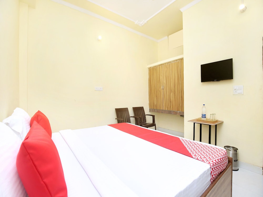 Double Room, 1 Queen Bed photo 3