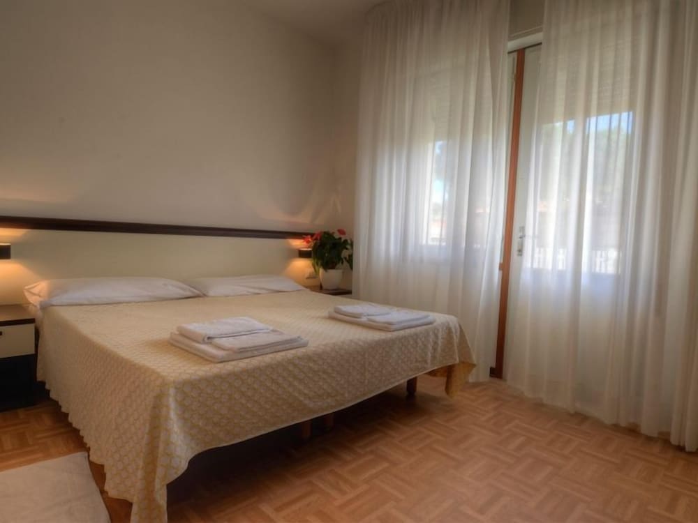 Comfort Double or Twin Room