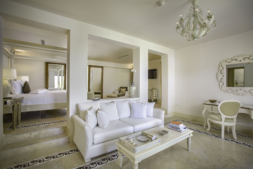 Three Bedroom Royal Villa