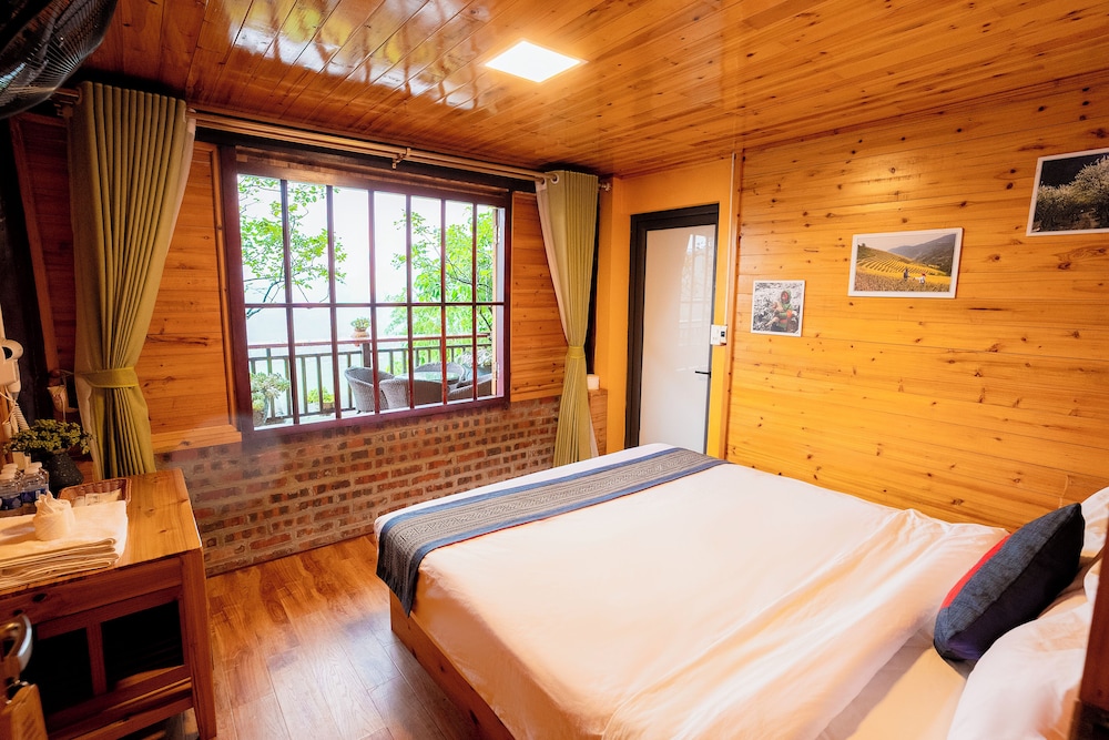 Room, 1 Queen Bed, Shared Bathroom, Mountain View - Photo 18