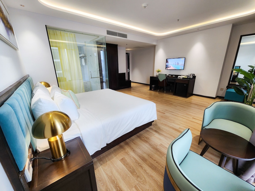 Executive King Room - Photo 6