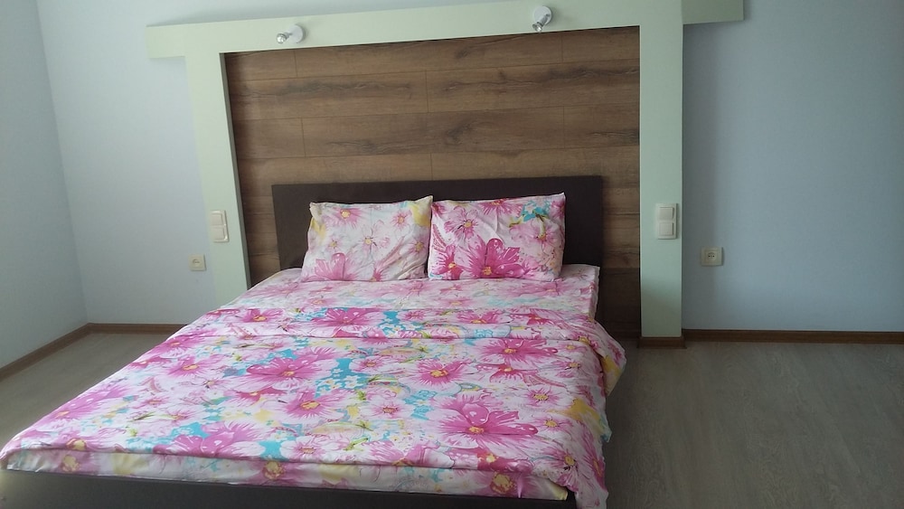 House, 4 Bedrooms, Sauna photo 2