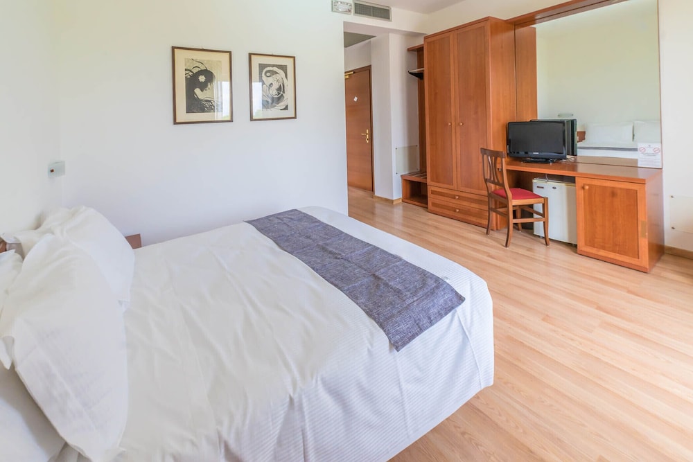 Double or Twin Room, Balcony photo 2