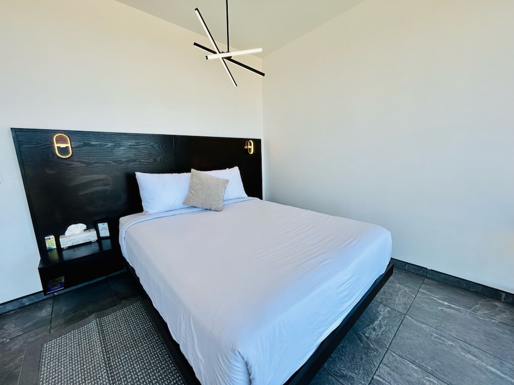 Deluxe Suite photo 3