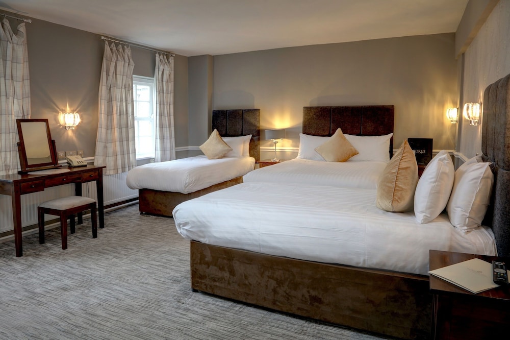 Family Quadruple Room, Multiple Beds photo 1
