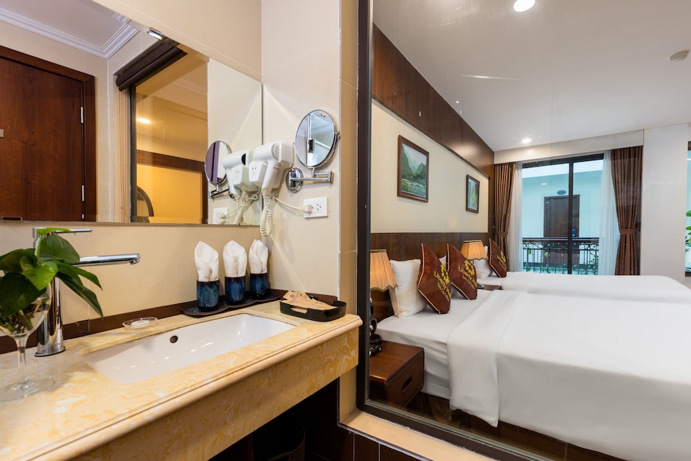 Standard Twin Room photo 3