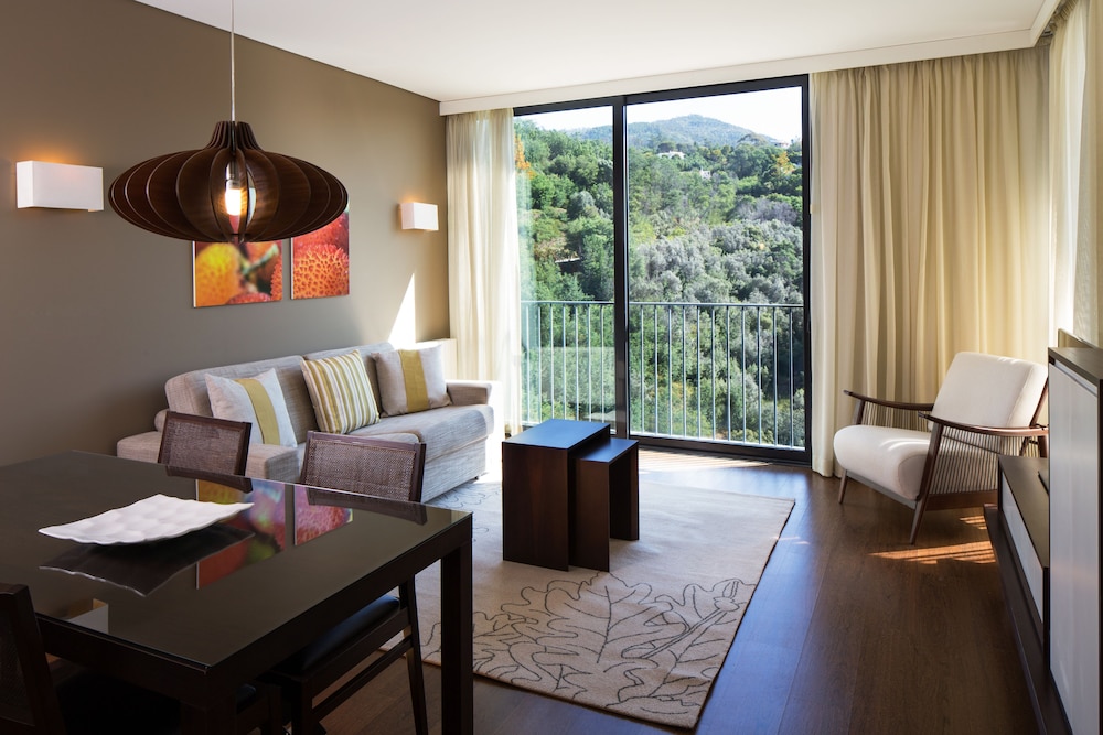 Panoramic Suite, Balcony - Photo 10