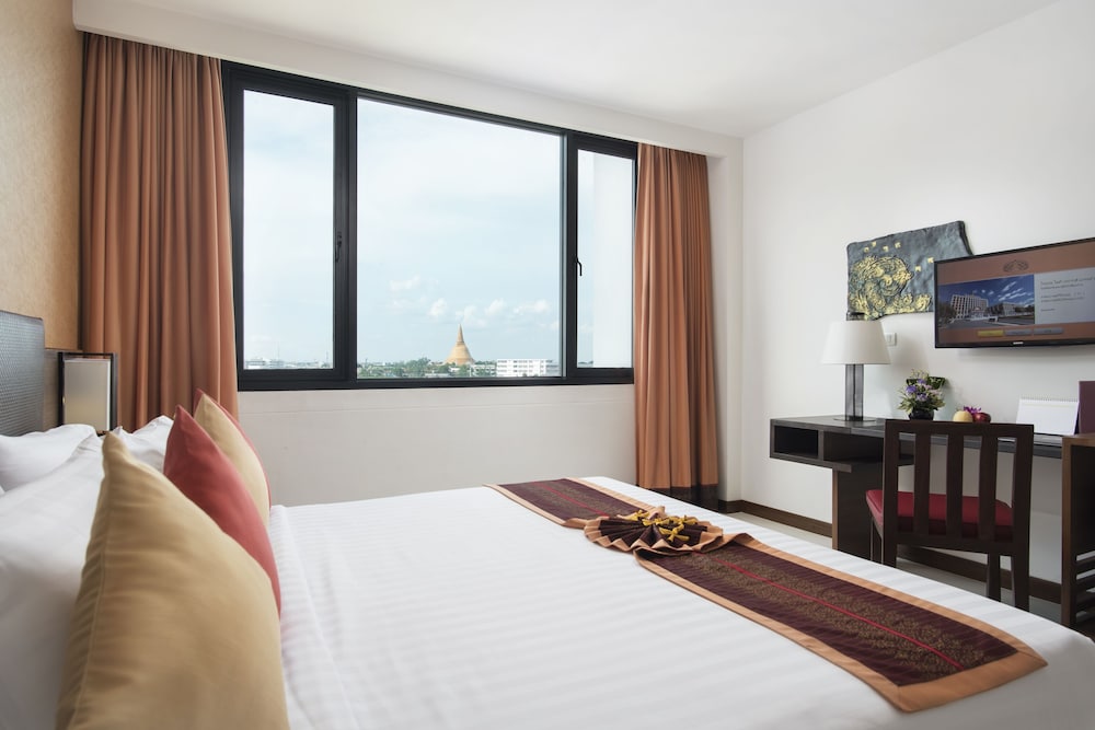 Chedi Room