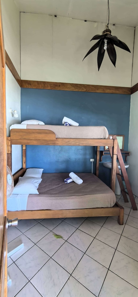 Twin Share Room (Shared Facilities) photo 1
