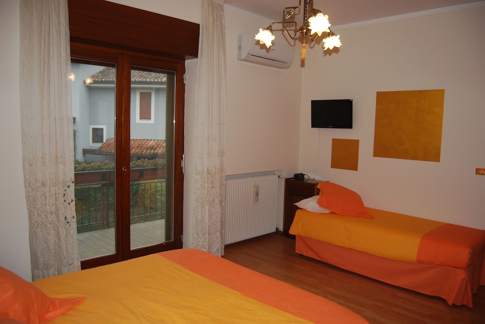 Triple Room, Balcony