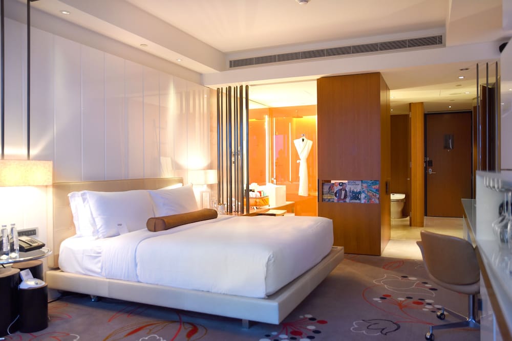 Wonderful Room, Room, 1 King Bed, City View - Photo 3