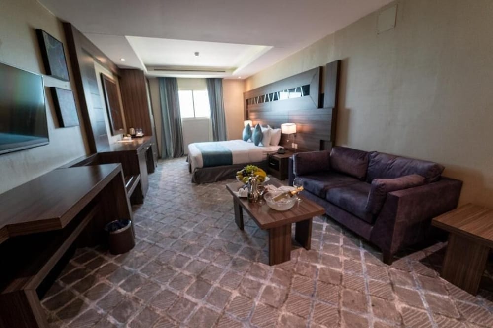 Deluxe Double or Twin Room photo 1