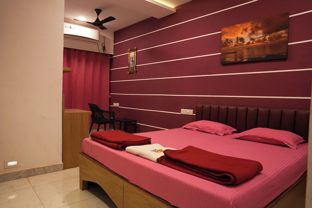 Superior Double Room, 1 Double Bed, Balcony, City View