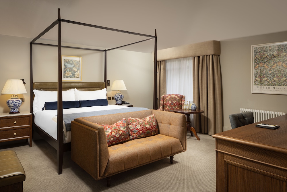 House Deluxe Stateroom - Photo 2