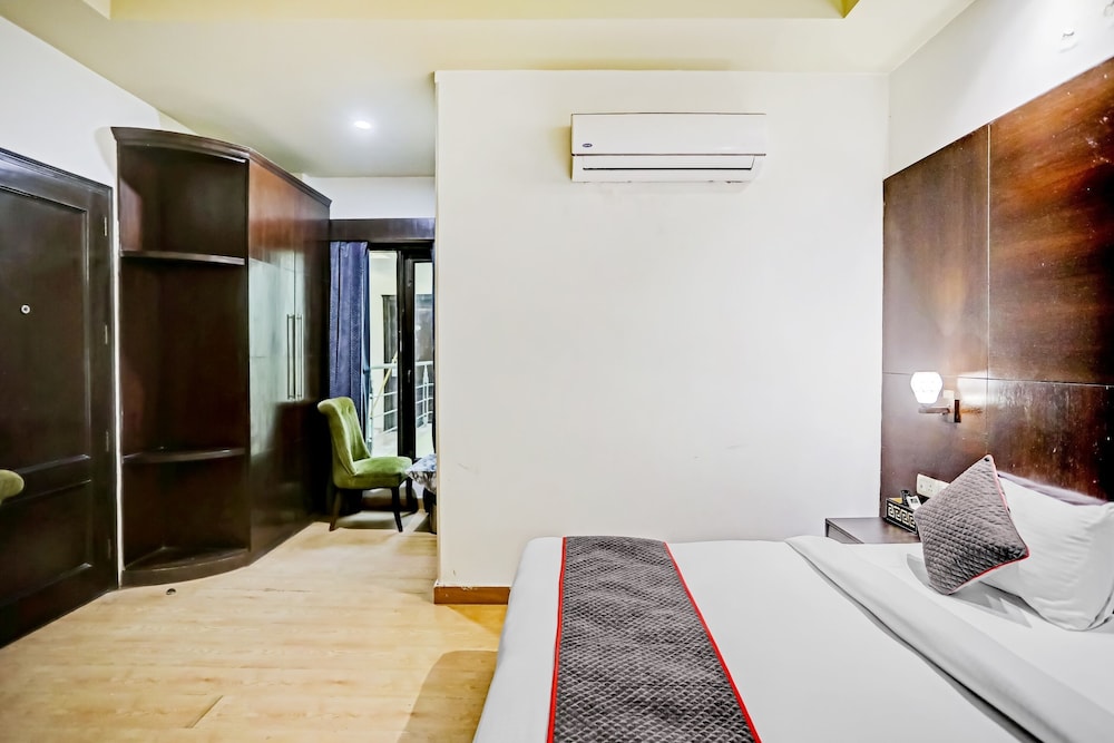 Deluxe Double or Twin Room, Balcony, City View - Photo 20